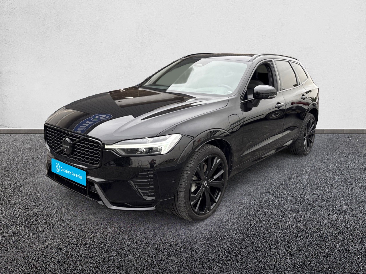 VOLVOXC60 T6 AWD Hybride rechargeable 253 ch+145 ch Geartronic 8 Black Edition occasion en vente à Carcassonne au prix de 42 380 €