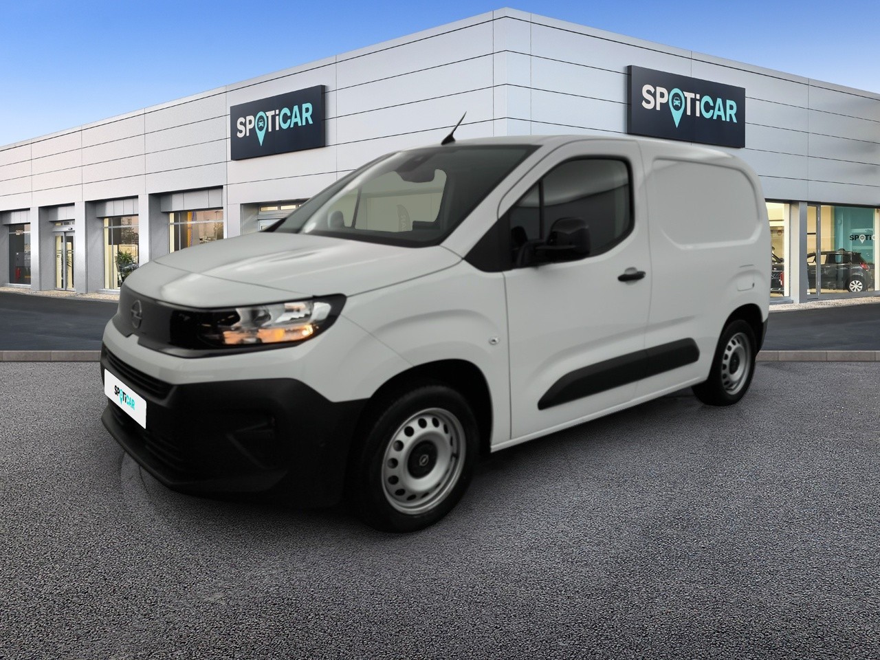 OPELCOMBO CARGO M DIESEL 130 CH MANUELLE  occasion en vente à Carcassonne au prix de 21 432 €