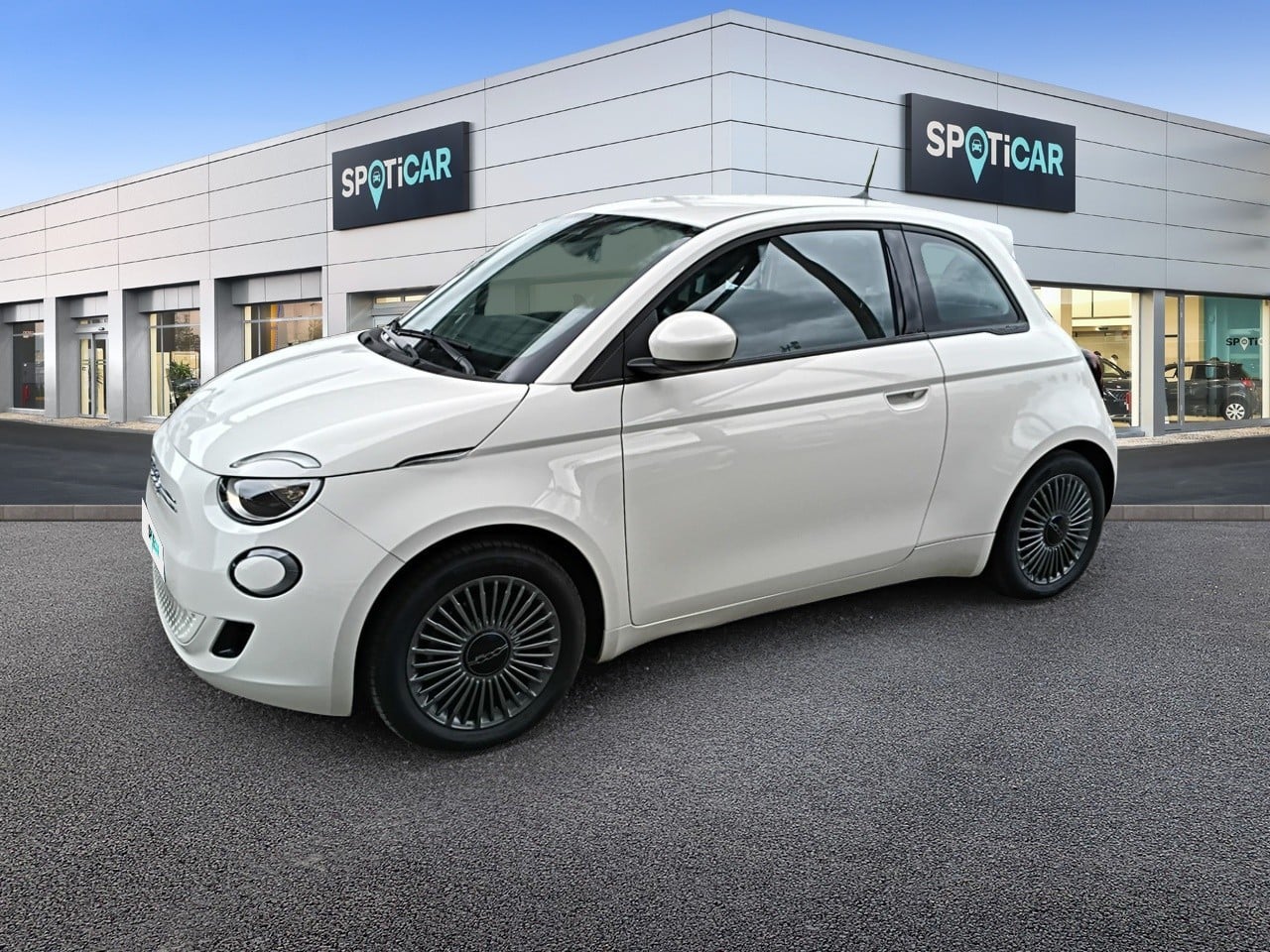 FIAT500 3+1 e 118 ch Icône occasion en vente à Auch au prix de 14 970 €