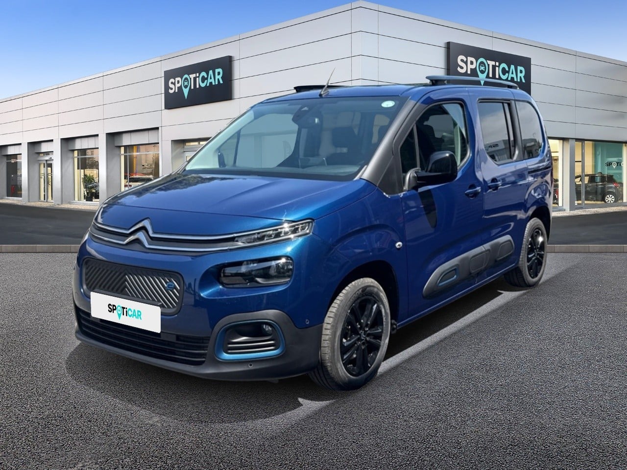 CITROENe-Berlingo Taille XL 136 ch 100 kWh Automatique Shine occasion en vente à Brive-la-Gaillarde au prix de 27 490 €