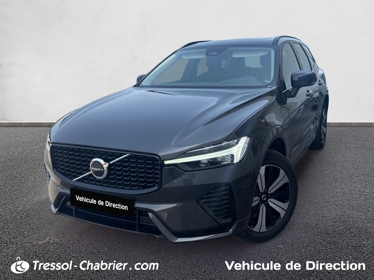 VOLVOXC60 T6 AWD Hybride rechargeable 253 ch+145 ch Geartronic 8 Plus Style Chrome occasion en vente à Perpignan au prix de 49 990 €